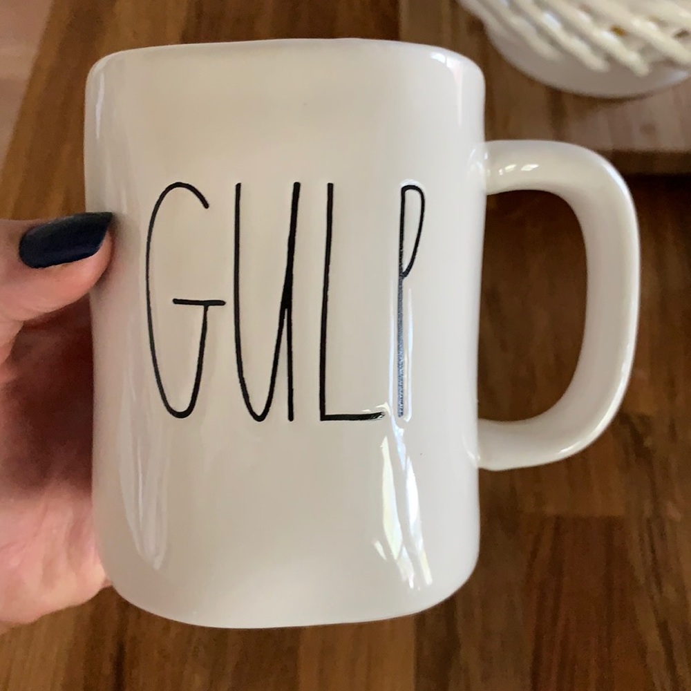 Rae Dunn Magenta Artisan “Gulp” Mug